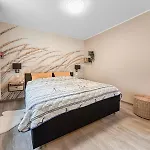 Haus Larus - Direkt Am Alten Strom Warnemuende