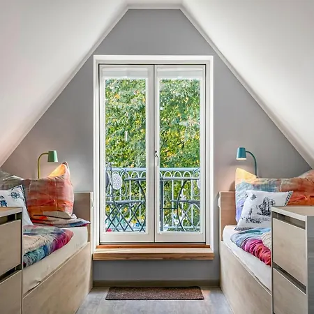 Haus Larus - Direkt Am Alten Strom Warnemuende *