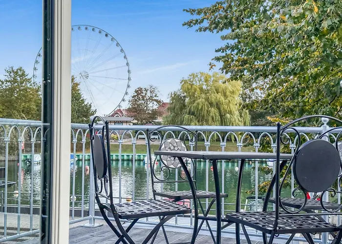 Haus Larus - Direkt Am Alten Strom * Rostock