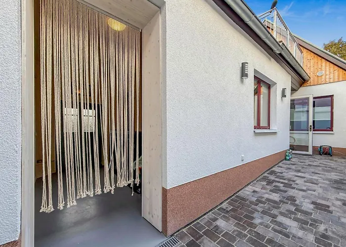 Holiday home Haus Larus - Direkt Am Alten Strom *